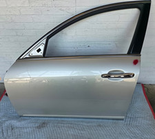 2009-2014 Hyundai Genesis Driver Door Panel Assembly OEM picture