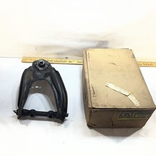1959 AND 1960 OLDSMOBILE RH UPPER CONTROL ARM GM NOS 575126 picture