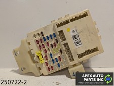 OEM 2010-2013 Hyundai Tucson 2.4L Fuse box Junction Box picture