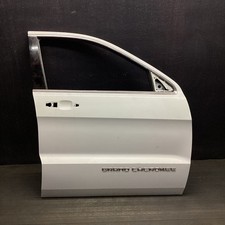 2011-2022 Jeep Grand Cherokee Front Door RH OEM picture