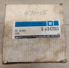 1X NOS OEM 1974-77 Chevy/GMC 2-Door Truck Roof Drip Molding Seal LH GM 342065 picture