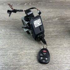 07-13 GM Silverado Tahoe Ignition Lock Assembly With Chip Key Used 26088811 picture