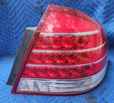 2005 2006 2007 MERCURY MONTEGO RH Right Passenger TAIL LIGHT LAMP TAILLIGHT OEM picture