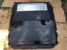 2006 - 2011 BMW 328i Sun Roof Moon Roof Assembly Part 895696913 OEM . picture