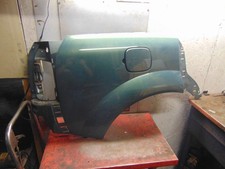 02 03 04 05 07 06 Saturn Vue oem right rear exterior body quarter panel picture