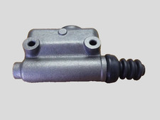 New Cushman OEM Master Cylinder  1