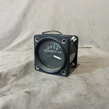 Parker 1G9-38 Instrument Air Indicator Beechcraft P/N 58-380017-3 picture