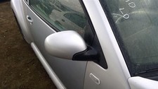 2000-2003 Volkswagen Beetle Right Passenger Side View Power Mirror Door Silver picture