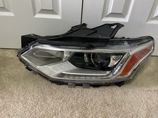 2018 2019 2020 2021 Chevrolet Traverse Left Driver Headlight XENON HID OEM picture