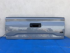 2016 - 2023 TOYOTA TACOMA COMPLETE TAILGATE CEMENT WITH REAR CAMERA OEM picture