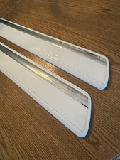 2003-2006 Chevrolet Silverado Door Molding Pair New Painted White GM picture