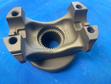 1968-72 Camaro / Chevelle / GTO / Cutlass Rear End Differential Yoke - Nice- picture