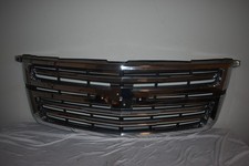 2015-2020 CHEVROLET TAHOE LS GRILLE OEM 84724084 picture