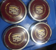 Cadillac Seville  Wheel Center Cap Hub Cover Wreath USA 255063 OEM Vtg 1980s picture