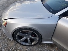14 2014 AUDI RS5 FENDER LEFT DRIVER SILVER picture