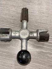 VTG GIC Battery Terminal Cleaning Tool Made In Taiwan   D2 picture