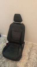 Toyota 2019-2024 RAV4 XLE  CLOTH DRIVERS SIDE SEAT ASSEMBLY Electric No Tracks picture
