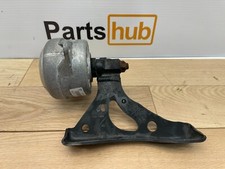 2013-16 Porsche Boxster 2013 2.7L Right Side Transmission Support Mount Bracket picture
