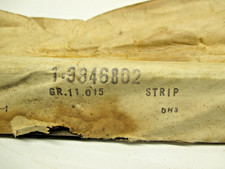 NOS 1971-72 CHEVY IMPALA PASSENGER SIDE QUARTER WINDOW FELT GM # 9846802 picture
