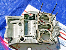 1974-77  KAWASAKI  KZ400 OEM TOP ENGINE CASE W/VIN# picture