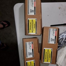 Oem Ford Motorcraft Fuel Injector CMR-1-RM picture