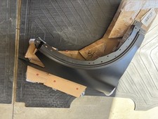2020-2024 Ford Explorer / FPIU Passenger Fender picture