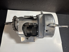 Rare Triumph Cut Away Pre-Unit Transmission / Gearbox 6T T110 120 5T Display picture