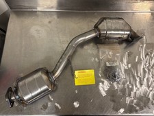 Eastern Catalytic 40237 Catalytic Converter (New, Open Box) picture