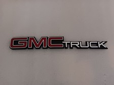 1992 1993 1994 1995 1996 1997 1998 GMC Truck 1500 Sierra Jimmy Tailgate Emblem picture