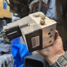 2004 - 2005 Dodge Ram 1500 ABS Pump And Module P55366040AC OEM 55366040AC picture