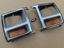 80-86 Ford F-SERIES BRONCO BULLNOSE OE Headlight Bezels and Parking Lights picture