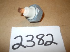 1967 68 69 70 71 72 73 74 75 76 77 78 VOLKSWAGEN OIL PRESSURE SWITCH NEW 2382 VW picture