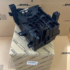 【NEW】Toyota Genuine Lexus LX470 BLOCK ASSY ENGINE ROOM JUNCTION 82720-60023 picture