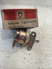 NOS GM 17052250 Carburetor Choke Pull Vacuum Control 1975-76 Camaro EL Camino picture
