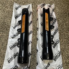 OEM HARLEY-DAVIDSON BLACK DYNA FAT BOB LOWER LEG FORK SLIDERS G5E5-80 L/R picture