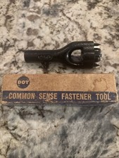 Vintage United Carr Common Sense Cast Iron Fastener Tool #147 SR21 picture