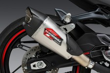 YOSHIMURA - Exhaust Street At2 Slip On Ss/Ss/Cf | 19450BP520 picture