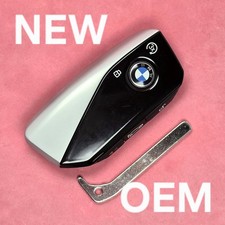 New OEM 2022 - 2026 BMW Smart Prox Keyless Key FOB 4B FCC ID: IYZBK1 Silver Trim picture