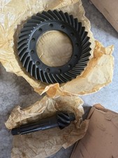 NOS Salisbury 8HA Crown Wheel & Pinion Set 5.57:1 Land Rover 101 Forward Control picture