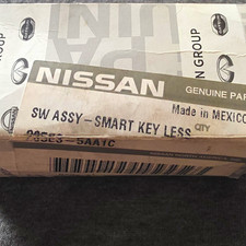 16 Nissan Titan Key Fob picture