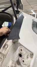 2014-2016 Nissan Rogue Air Spoiler Extension Right TAIL GATE Side 960324BA0A OEM picture
