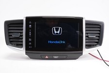 HONDA PILOT Receiver HD Radio Head Unit Touch OEM 2016 - 2019 picture