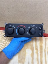 02 03 04 05 Dodge Ram 1500 Temperature Climate Control Heat A/C Dash 55056321 picture
