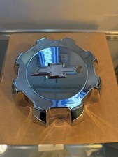 15-19 Chevrolet Silverado 2500 3500 HD chrome wheel Center hub Cap OEM 22909149 picture