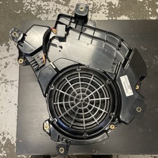 2011-2018 Porsche Cayenne Bose Subwoofer Speaker 7P5035481D picture