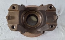 MERITOR 20WYS38 4A END YOKE Series: RPL20, Spline Diameter: 2.390 in., Number o picture