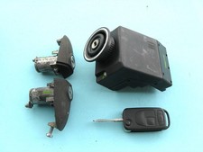 07-17 MERCEDES DODGE SPRINTER 2500 3500 IGNITION SWITCH MODULE & KEY A9065456808 picture