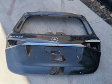 2020 2021 2022 Mercedes GLE350 GLE450 GLE580 TailGate OEM picture