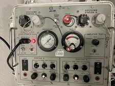 VINTAGE AIRCRAFT TEST SET OXYGEN & HOSE COMMUNICATIONS TTU 489/E POWERS ON picture