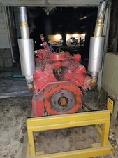 Caterpillar (CAT) 3208 diesel engine picture
